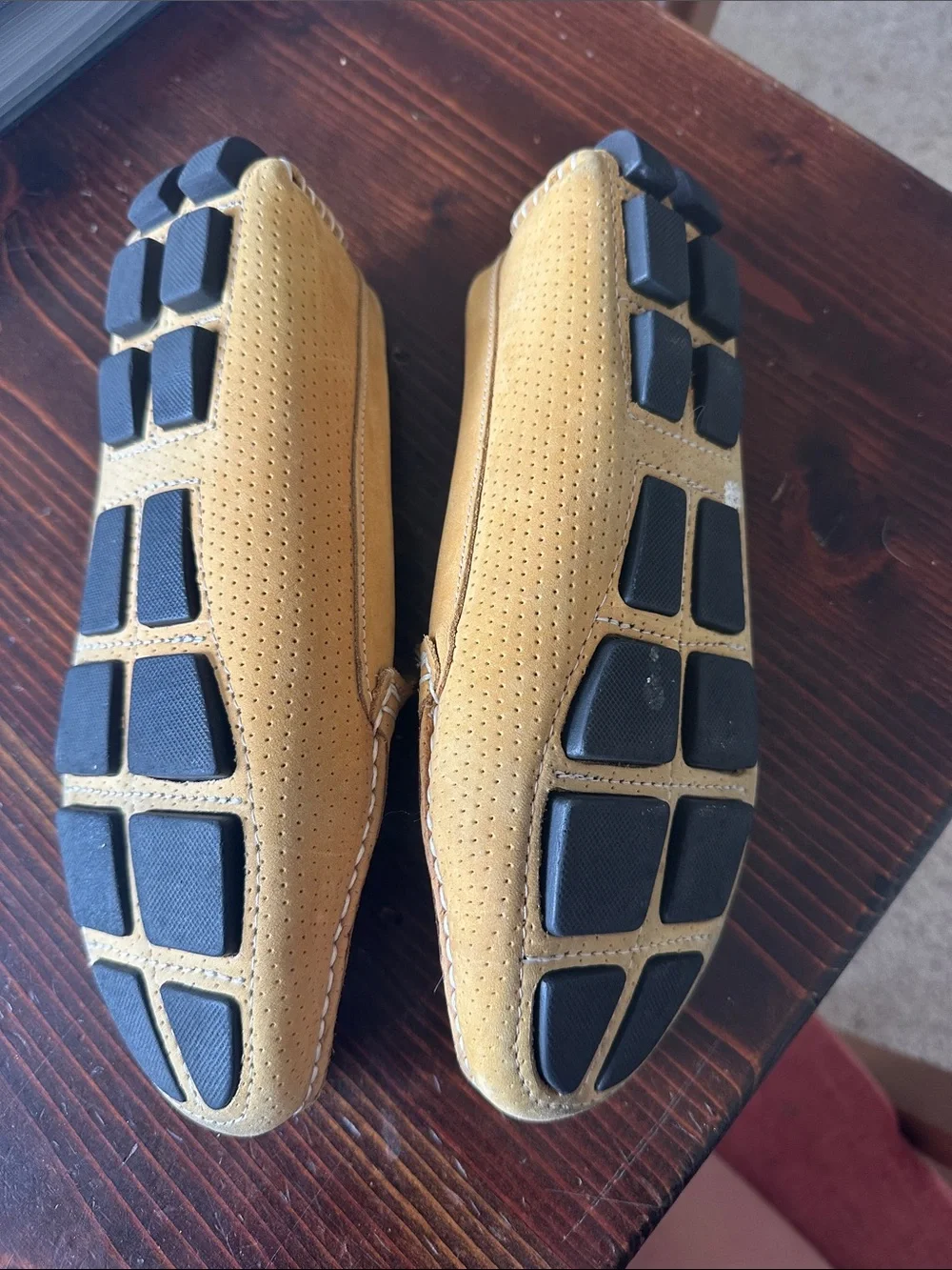 Mercanti Fiorentini women’s Mustard Suede Slip-On Loafers